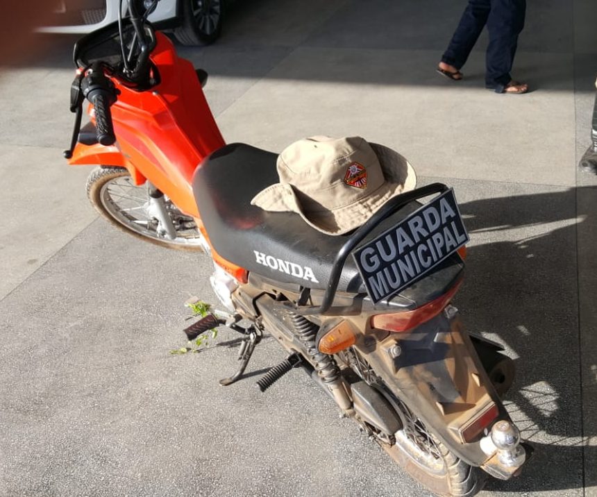 Motocicleta recuperada - Foto: GML