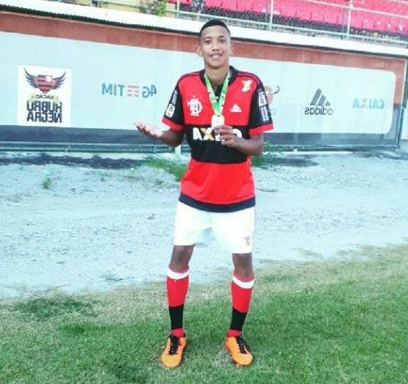 Jogador de Lagarto morto em incêndio no Rio de Janeiro