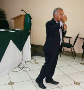 Railton durante palestra