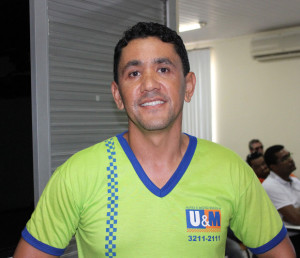 Nivaldo Júnior, proprietário da U&M Autoescola