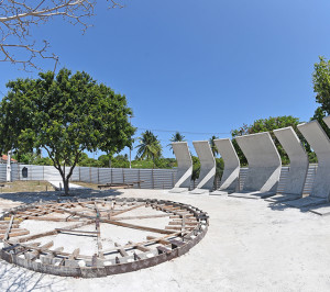 Com total acessibilidade, através de duas rampas laterais, uma em cada canto do Monumento, o espaço em homenagem a Marcelo Déda terá também uma escadaria principal