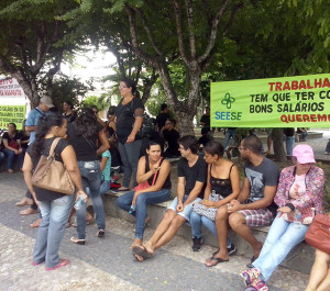 Prefeitura não abre diálogo com servidores