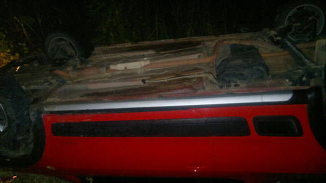 Carro capotou próximo ao povoado Triunfo