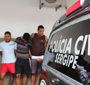Presos suspeitos de crime