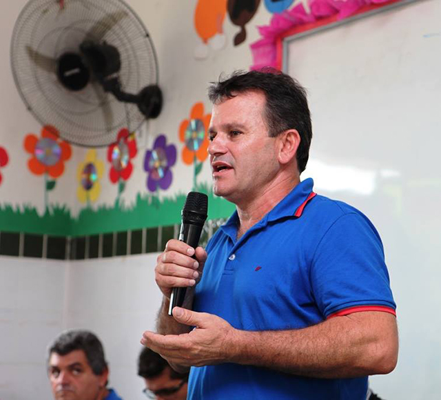 Prefeito Marival Santana durante audiência