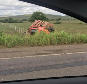 Caminhão envolvido