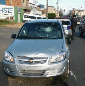 Carro envolvido na colisão