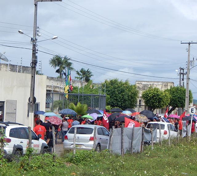 Ato foi realizado na manhã desta quarta