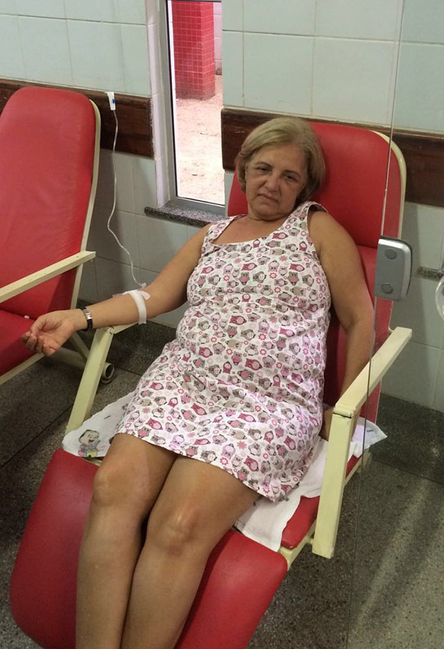 Mãe do deputado foi internada devido a problemas de pressão