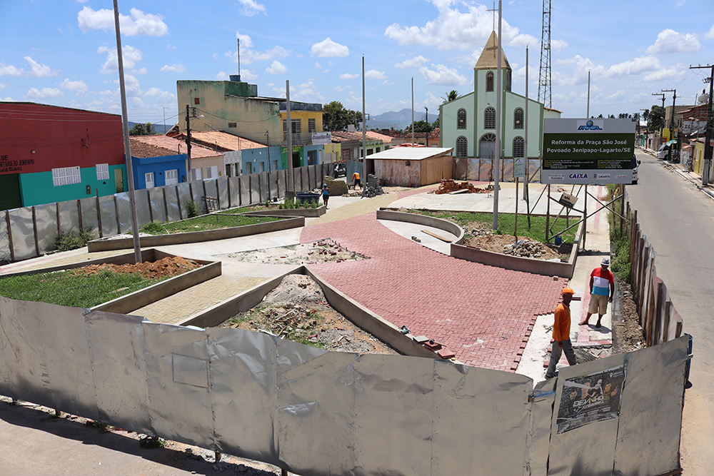 Praça do povoado Jenipapo