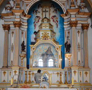 Altar central