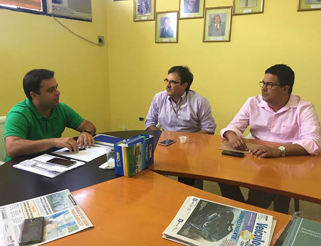 Iggor recebeu a visita do gerente da agência do Banco do Brasil, Raimundo de Góes Teles