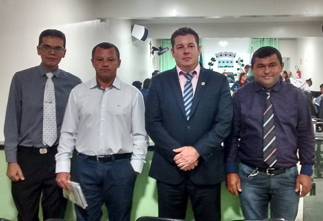 Mesa diretora de Poço Verde