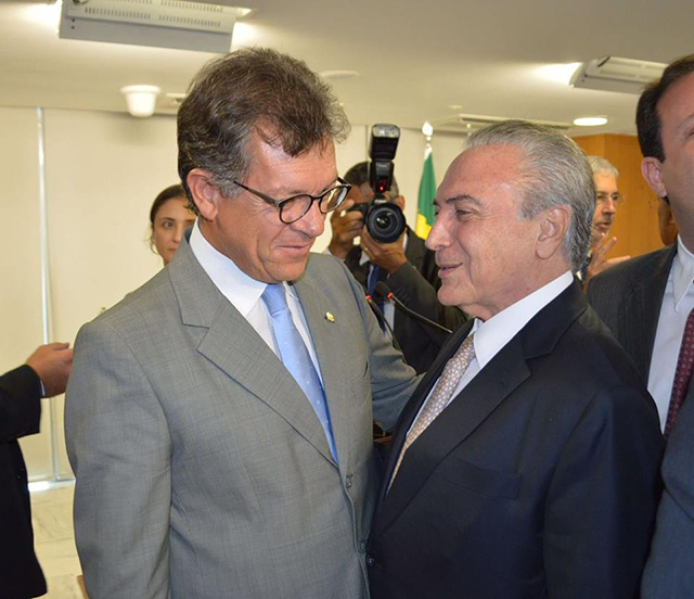 Deputado Laércio Oliveira com o presidente Temer