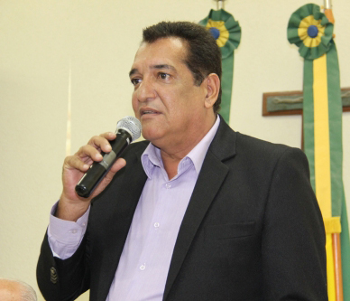 Prefeito da Barra, Airton Martins, quer eleger irmão para a Alese