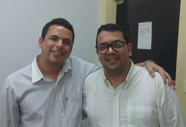 Monteiro acompanhou a vida de Uesele por 17 anos e comemorou o mestrado do seu pupilo