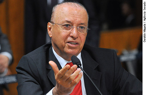 Senador Antonio Carlos Valadares (PSB-SE)