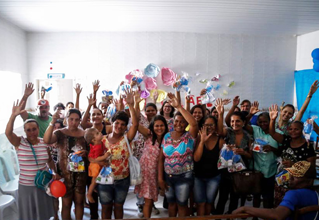 Ato reuniu as mães dos usuários da instituição