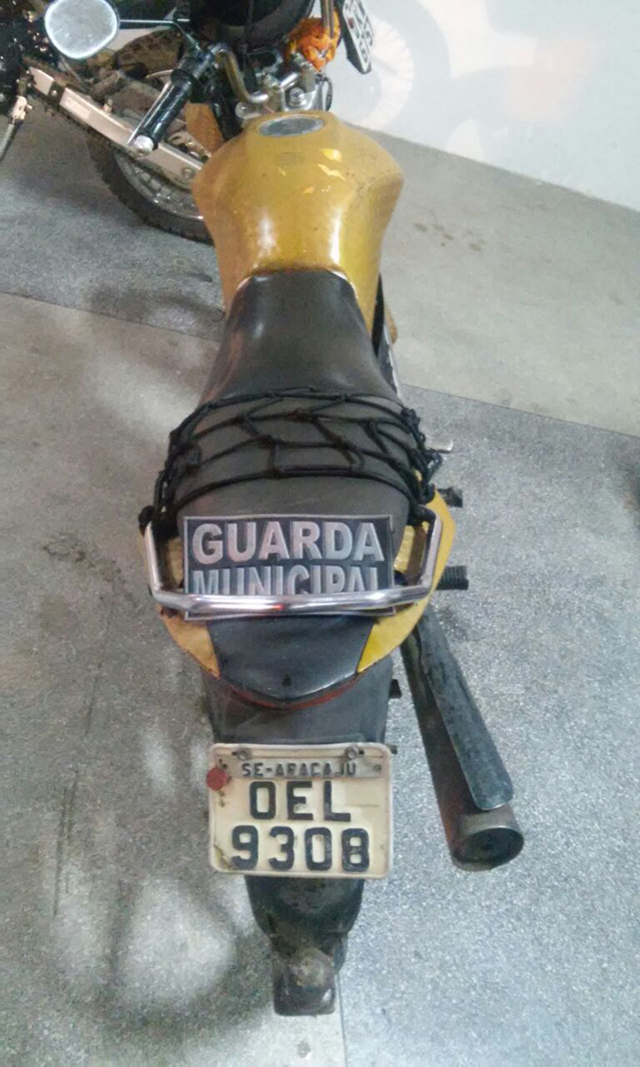 Motocicleta recuperada (Foto: GML)