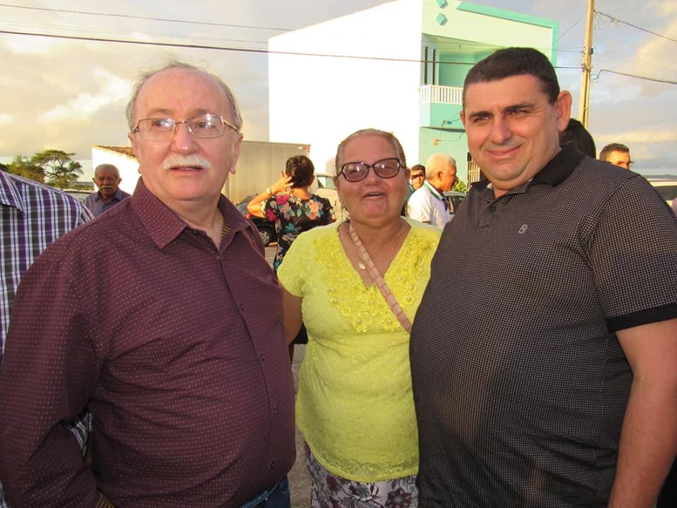 Deputado Luciano Bispo prestigiou na tarde deste domingo a procissão de Nossa Senhora do Carmo