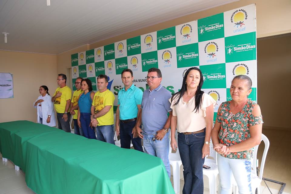 Solenidade contou com a participação de autoridades políticas, assessores da gestão, familiares do homenageado e moradores locais