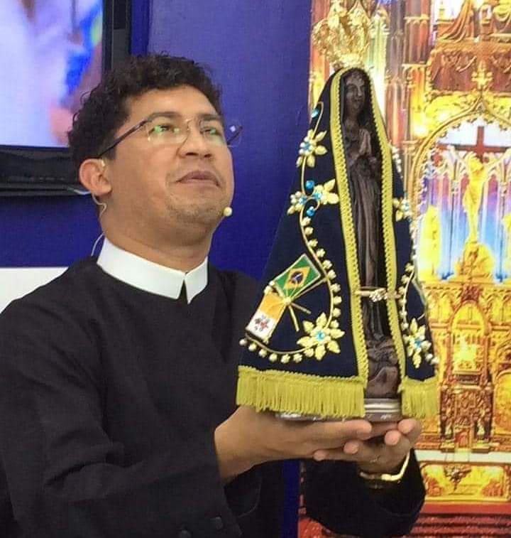 Ex-padre de Nossa Senhora Aparecida, Douglas Gonçalves da Silva
