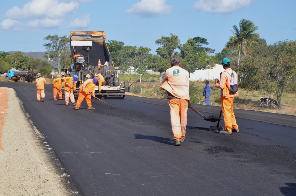 Construção da Rodovia Itabaiana-Itaporanga