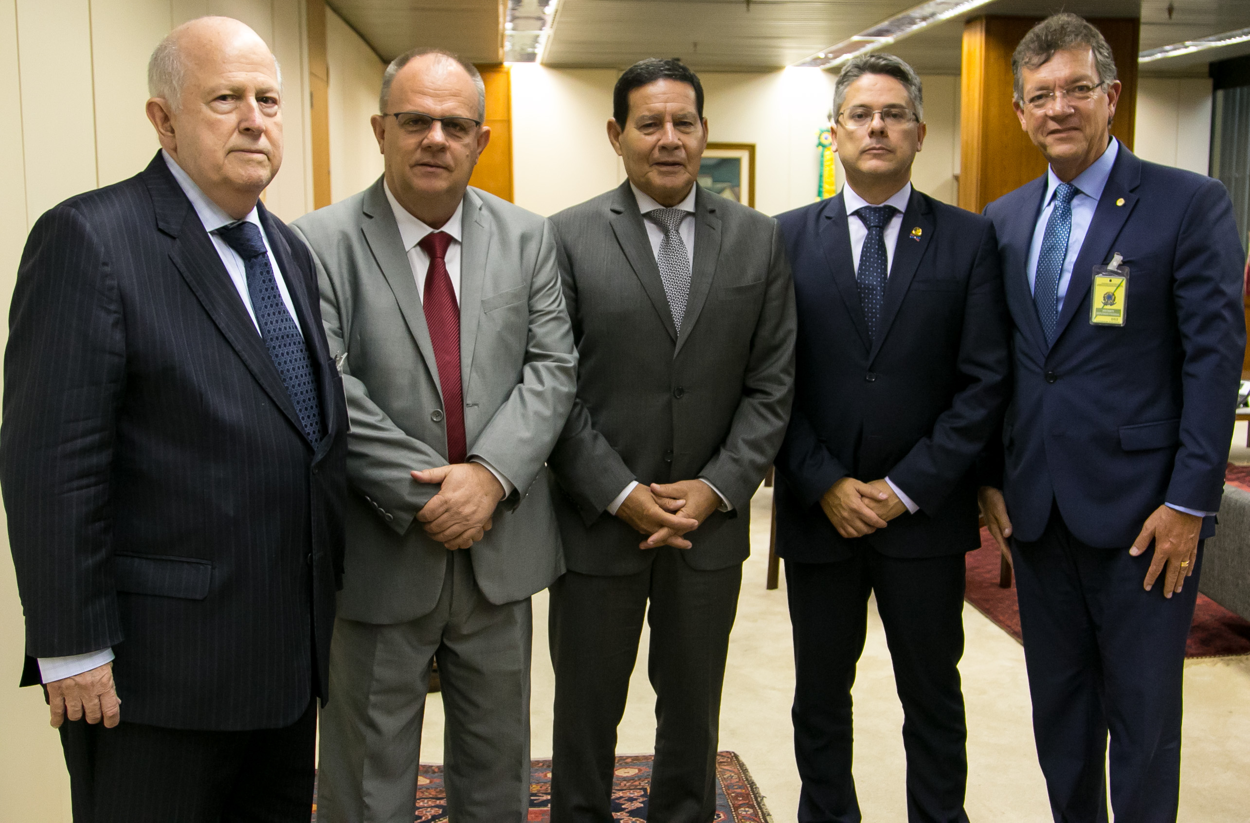 Belivaldo Chagas ao lado de Mourão em Brasília - Foto: Romeério Cunha/VPR
