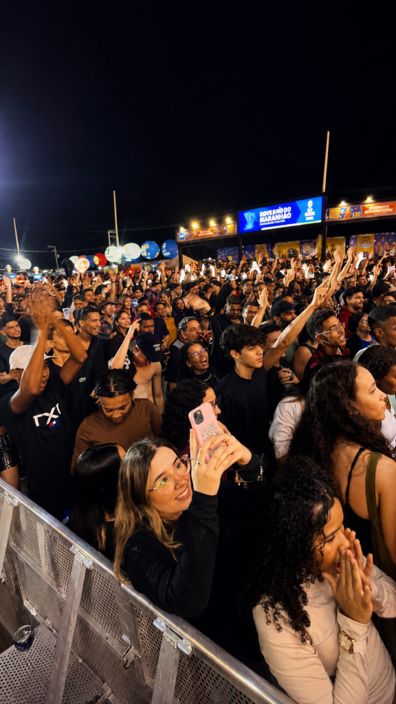 Piseiro e irreverência: Filho do Piseiro fecha Arraiá do Povo com festa total 19 4A52D904 D006 4F7F B4A2 4BDADD64B238